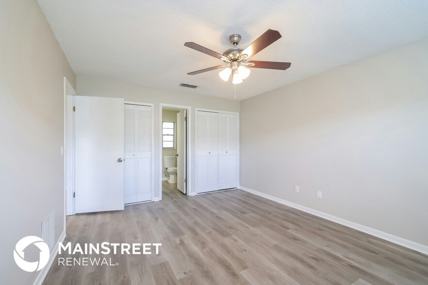 Building Photo - 8024 Nicklaus Dr