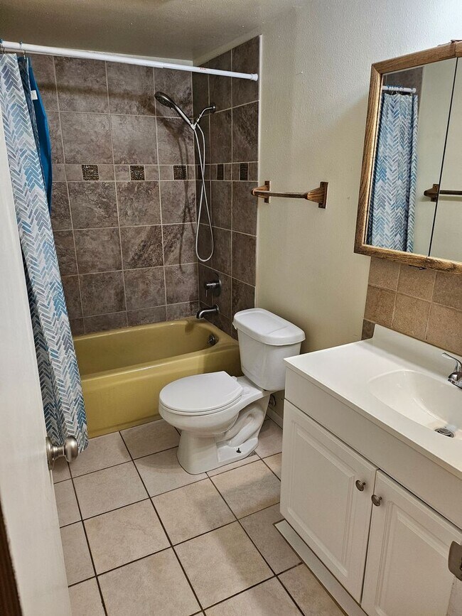 Building Photo - 745 McCarthy Dr