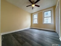 Building Photo - 330 Hollister St