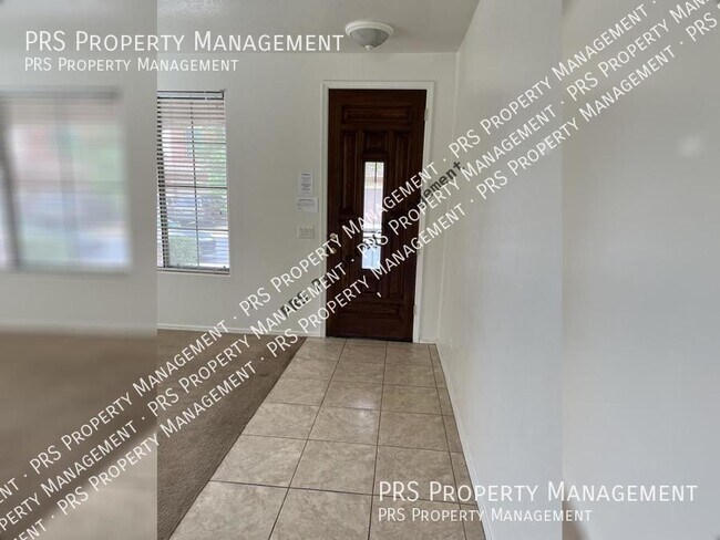 Building Photo - 4135 E Bellerive Dr