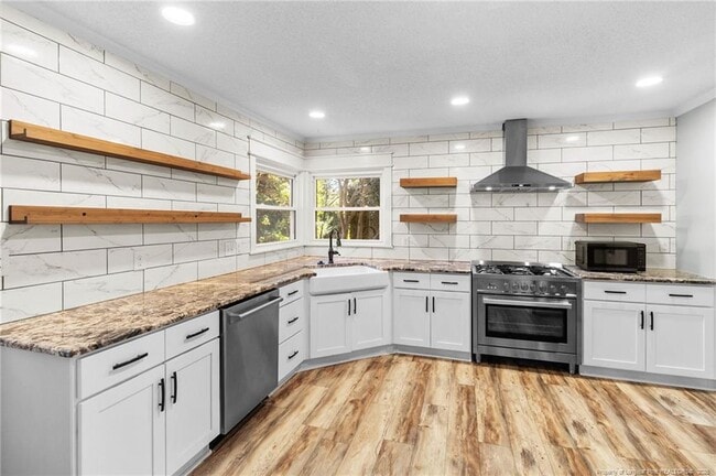 Building Photo - 505 Cross St