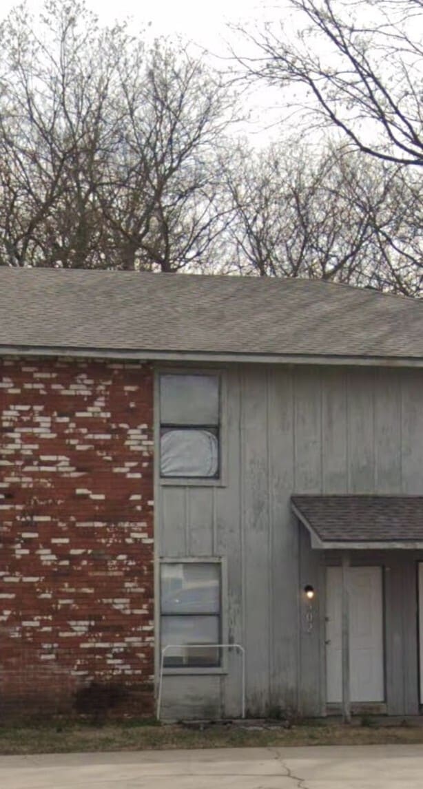 Building Photo - 502 N Betty Jo Dr