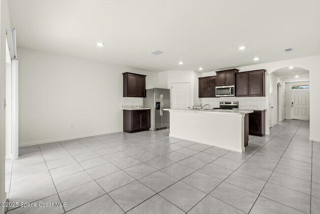 Building Photo - 2158 Jupiter Blvd SW