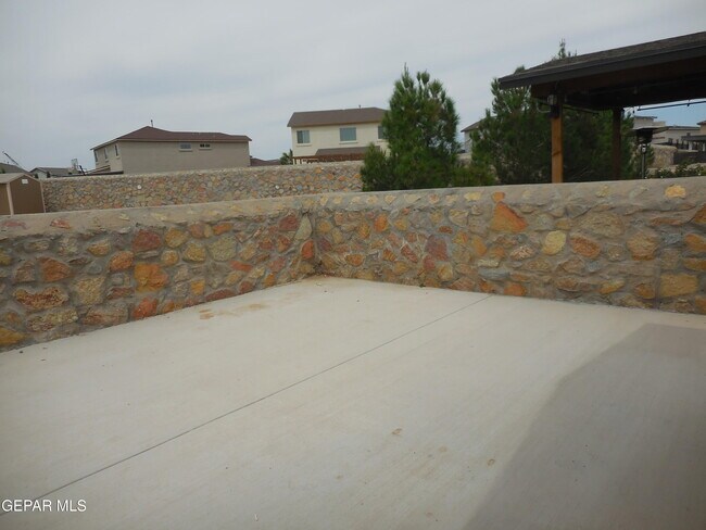 Building Photo - 12125 Mesquite River Dr
