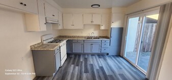 Building Photo - Georgetown Apartments