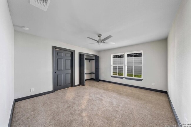 Building Photo - 2643 W Gramercy Pl