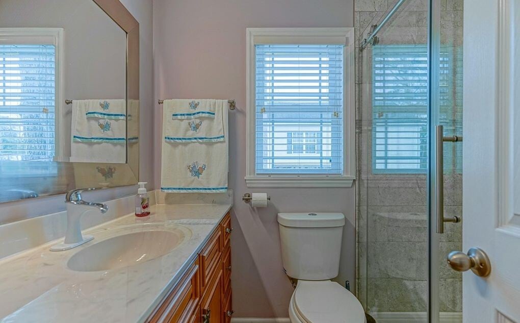 bathroom (downstairs) - 7253 Nursery Rd SW