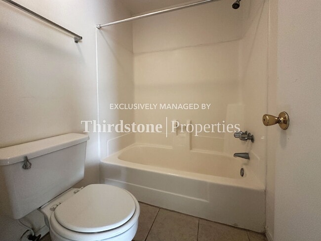 Building Photo - 10200 Belle Rive Blvd