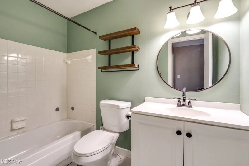 Building Photo - 26179 Raintree Blvd