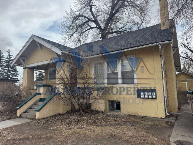 Building Photo - 1526 Grand Ave