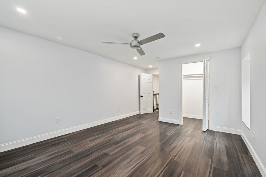 Building Photo - 318 Laurel St