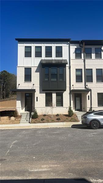 Building Photo - 105 Holt Ln