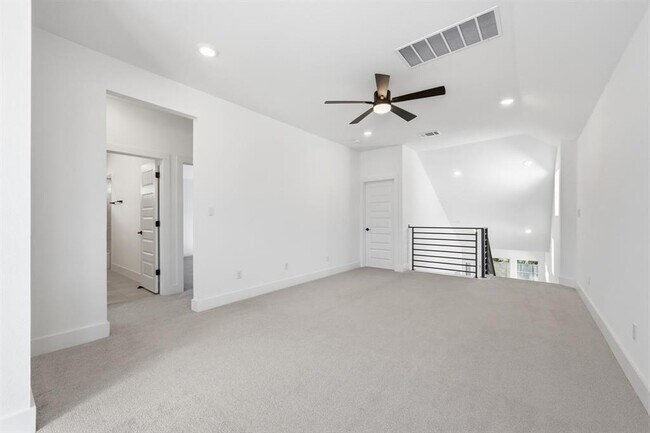 Building Photo - 2308 Sawdust Dr