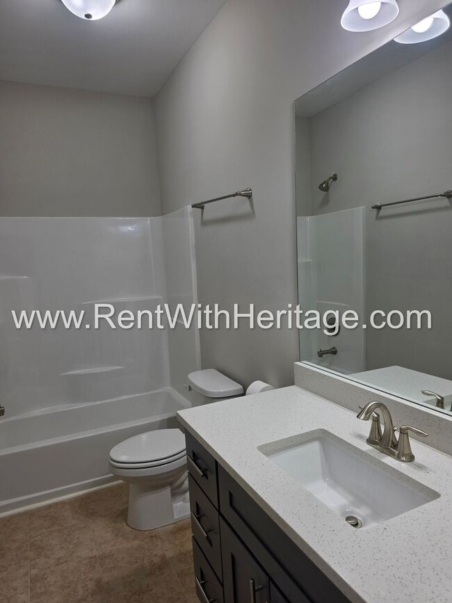 Building Photo - Stunning New 4bd/ 2.5ba / Immaculate / Attention to Detail/ Great Location