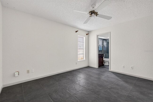 Building Photo - 5883 Darren Ct