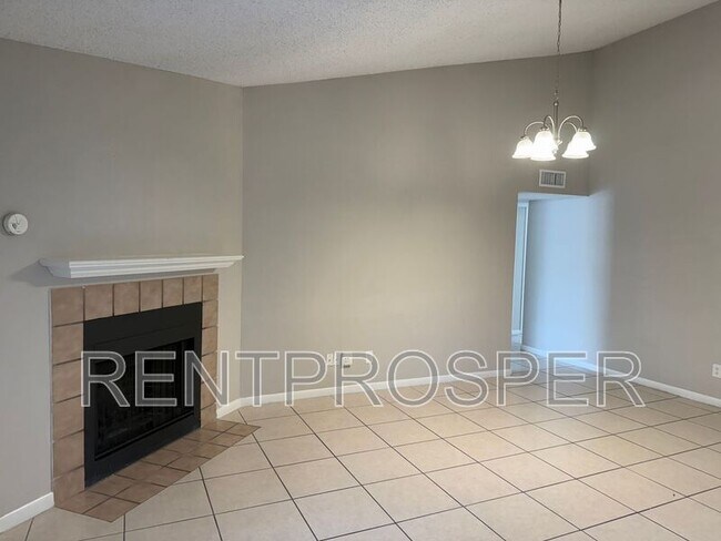 Building Photo - 5545 Devonbriar Way