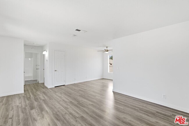 Building Photo - 1707 Keeler St
