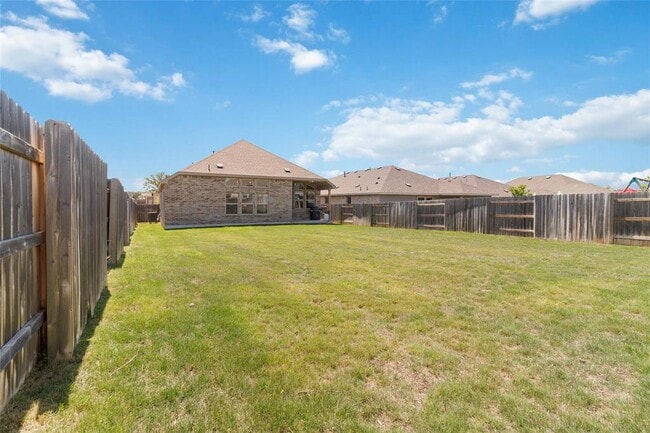 Building Photo - 126 Smokebush Trail