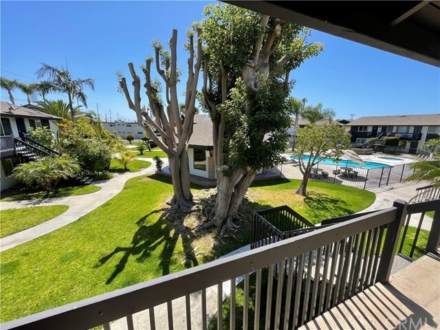 Primary Photo - 7100 W Cerritos Ave