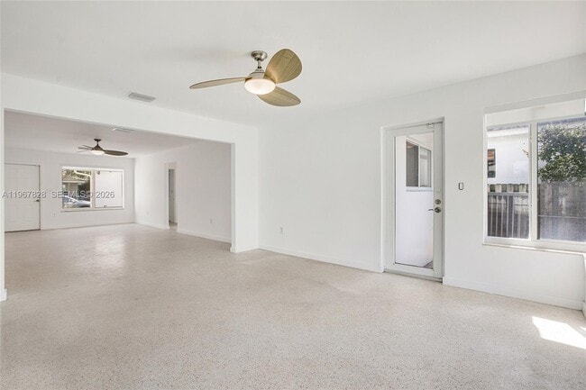 Building Photo - 9372 Abbott Ave