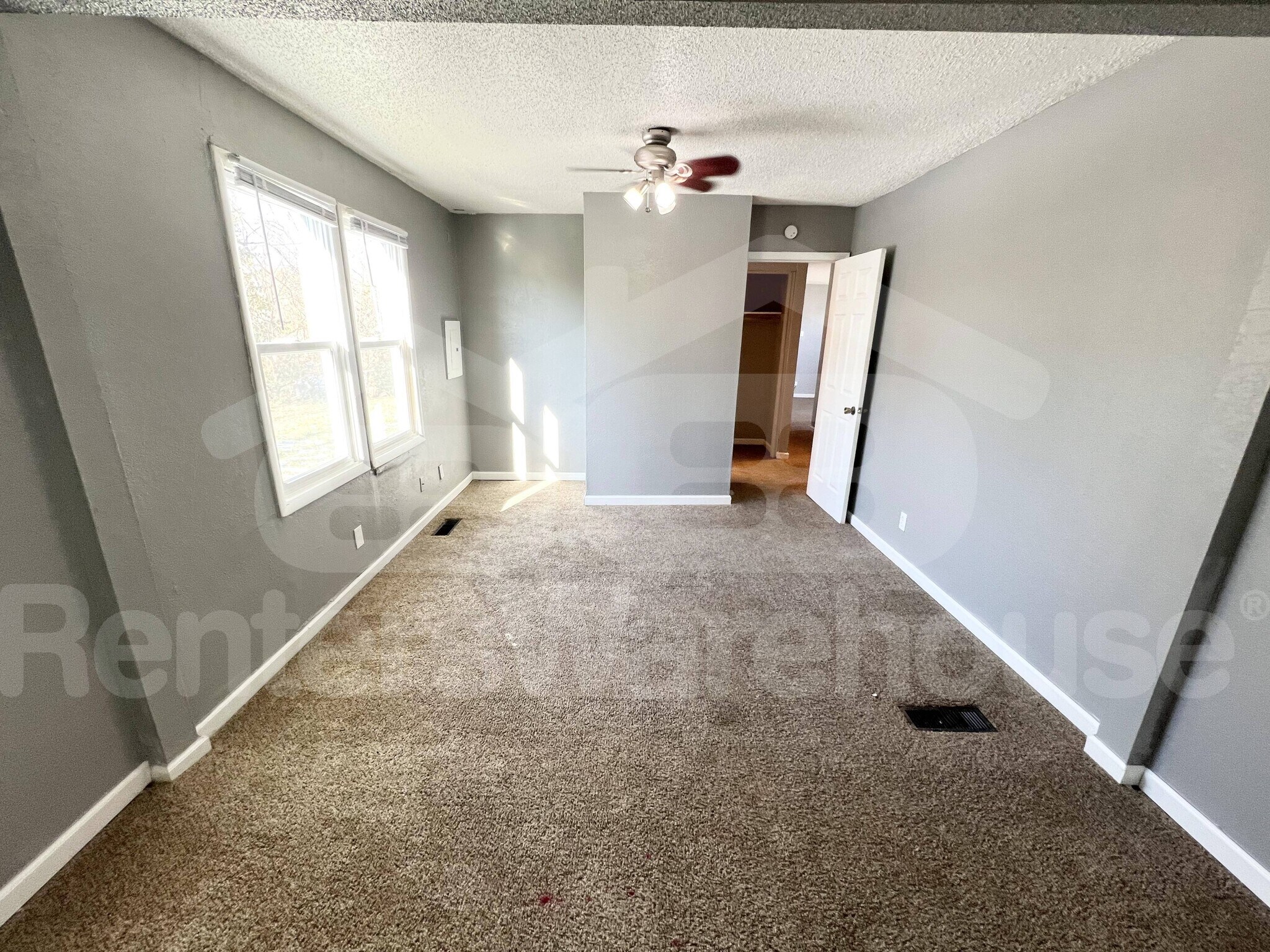 Building Photo - 3736 Cypress Ave