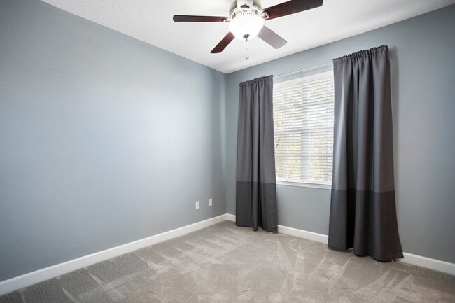 Building Photo - 3111 W De Leon St