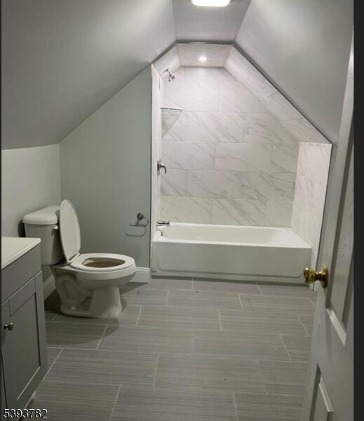 Building Photo - 1061 King Georges Post Rd