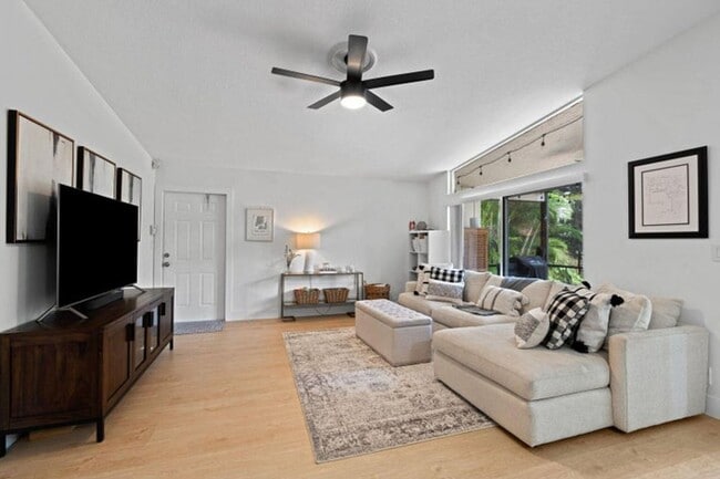 Building Photo - 22259 Woodspring Dr