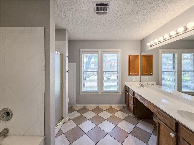 Building Photo - 1318 Chalk Ln
