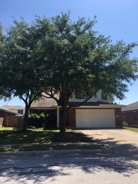 Yard will be groomed before rented. - 3809 Willie Mays Ln