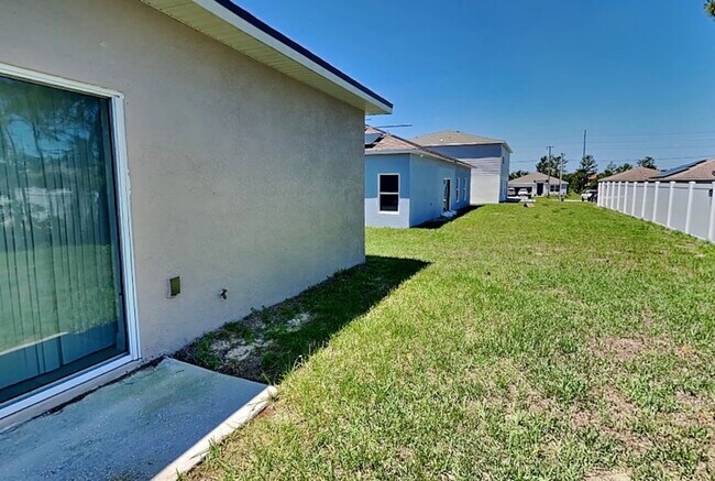 Building Photo - 356 Elderberry Ct