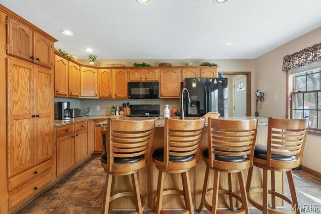 Building Photo - 2725 Timberline Dr