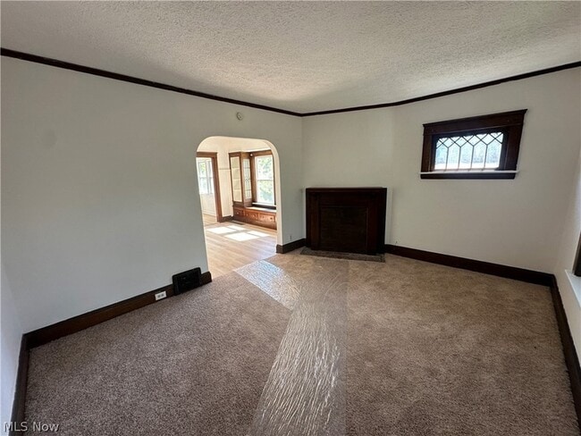 Building Photo - 14415 Westropp Ave