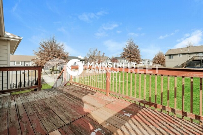 Building Photo - 11521 N Ditzler Ave, Kansas City, MO 64157