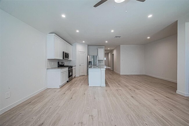Building Photo - 1410 Windom Ct Way