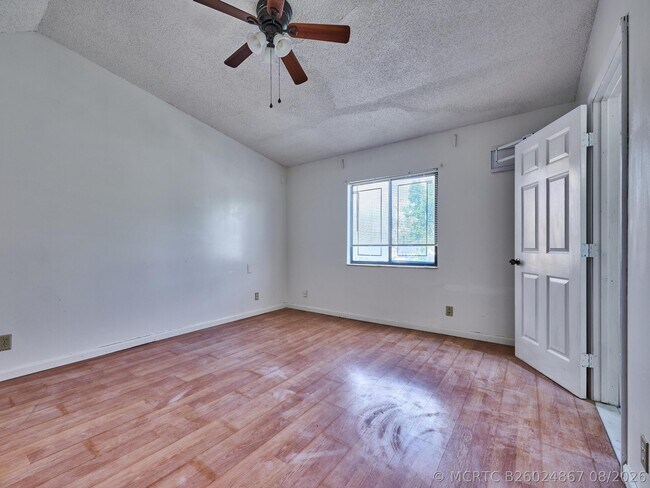 Building Photo - 57 Peachtree Pl