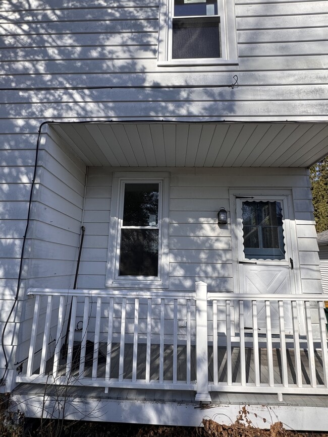 Building Photo - 167 S Hanover St