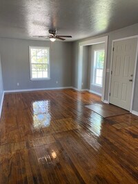 Building Photo - 1714 NW Euclid Ave