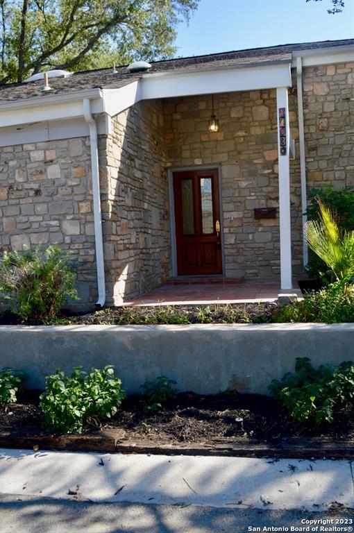 Building Photo - 11830 Button Willow Cove