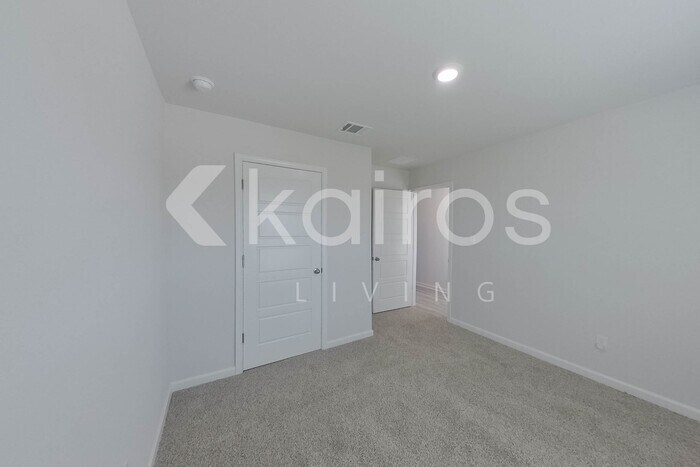 Building Photo - 14274 Ruffian Ave