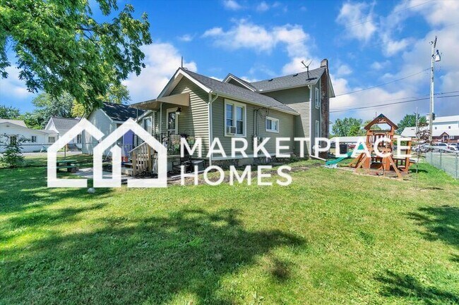 Building Photo - 115 Garden Ln