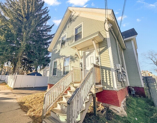 Building Photo - 2 North St