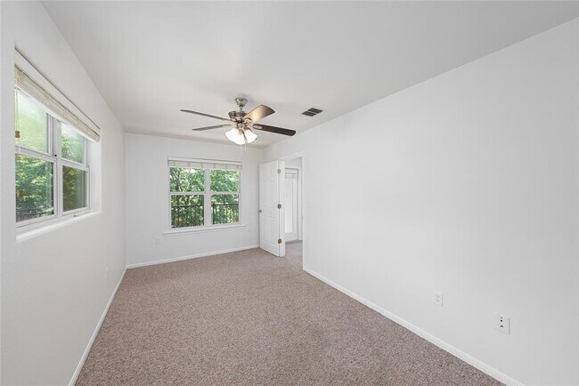 Building Photo - 4505 Red River St