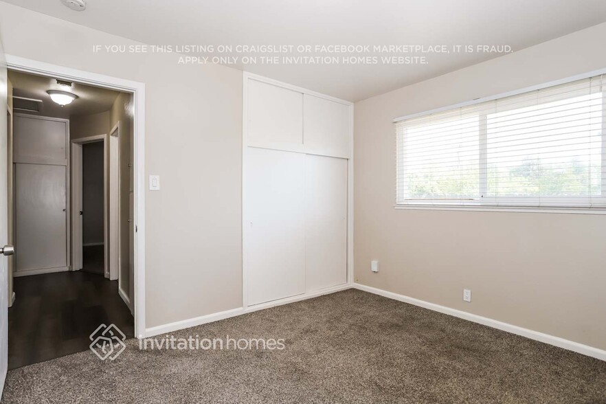 Building Photo - 3504 St George Dr