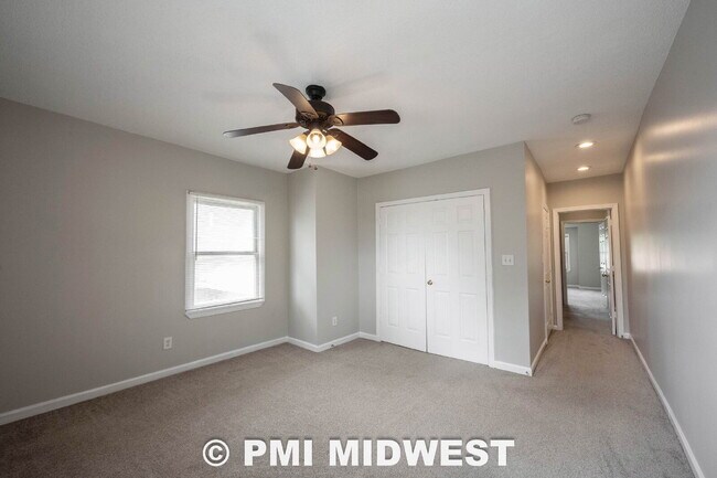 Building Photo - "Charming Urban Duplex Retreat: Cozy 2-Bedroom, 1.5-Bath Oasis in Vibrant Indianapolis!"