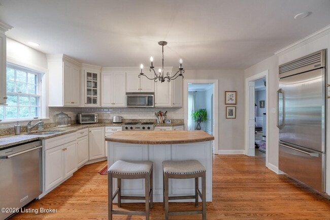 Building Photo - 12 Westwind Rd