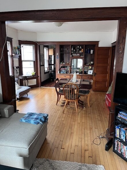 Building Photo - 3039 N Cramer St