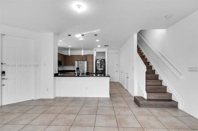 Building Photo - 2735 SW 81st Terrace