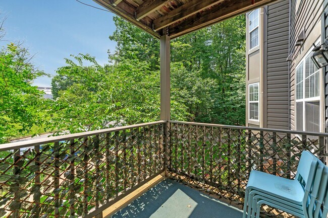 Building Photo - Don’t miss your chance to make it yours!