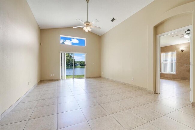 Building Photo - 7720 Hidden Cypress Dr